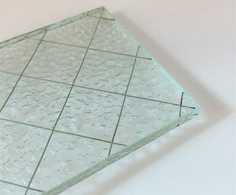 Wiredglass-patterned diamond 04