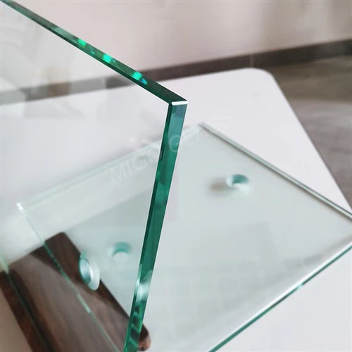 야외 스쿼시 코트용 유리