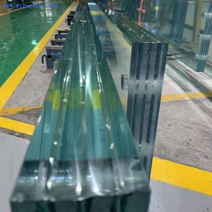 Laminated Glass Rib