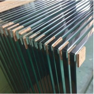 강화 된 샤워 도어